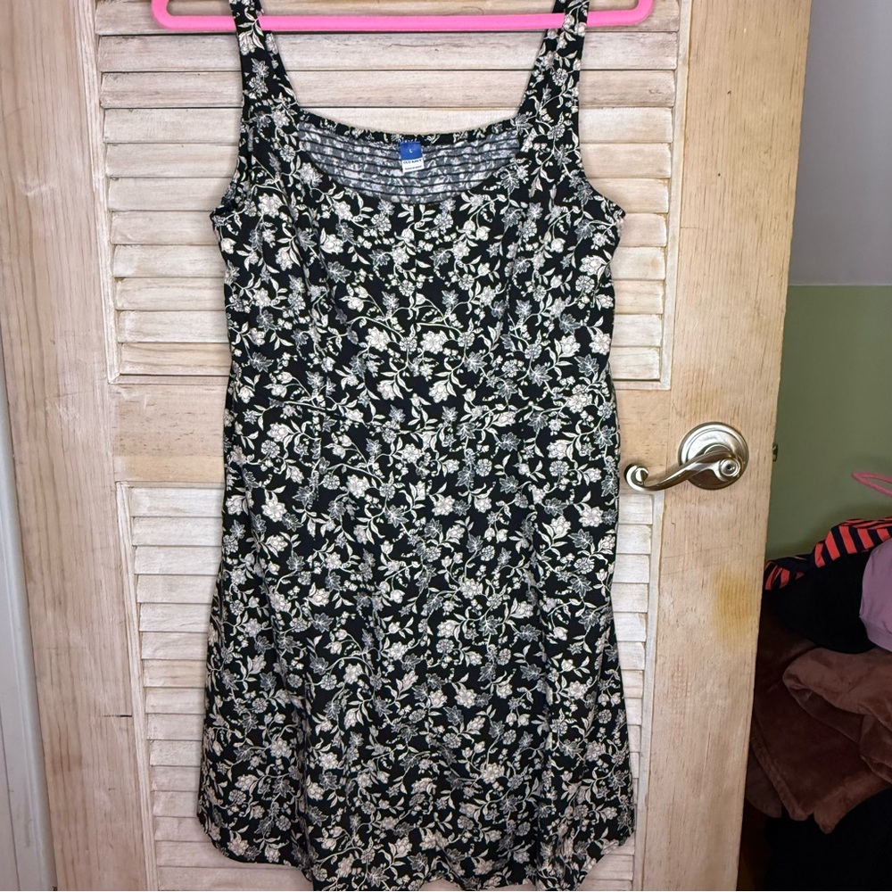 001 Old Navy - Floral Black and White Dress - Size Large